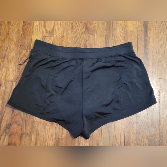 NWOT Aviva Women's Black Swim Shorts S M Zip Side Pocket - Picture 3 of 4